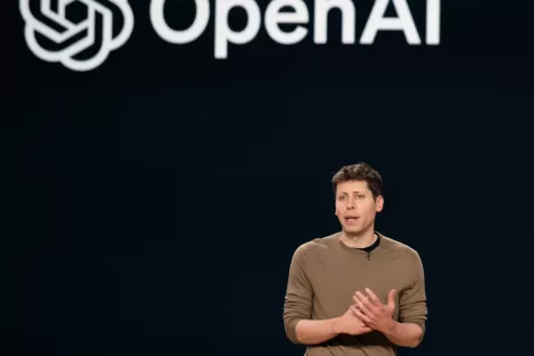 OpenAI拟募资400亿美元，沙特阿联酋主权基金或成关键金主