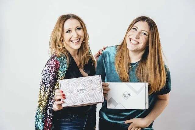 年销暴增10倍！两闺蜜辞职卖定制礼盒，粉丝遍布欧美