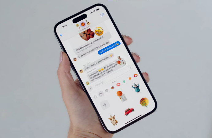 iOS 17想抢开发者饭碗 天价MR头显能否成为下一个iPhone4