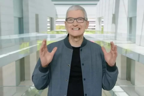 苹果用 3 分钟，正式宣战新行业