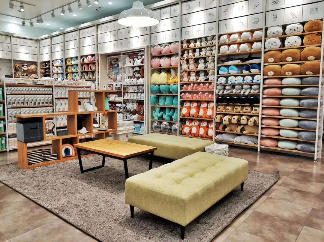 这家中国“杂货店”，凭什么在海外80国开1700家门店？