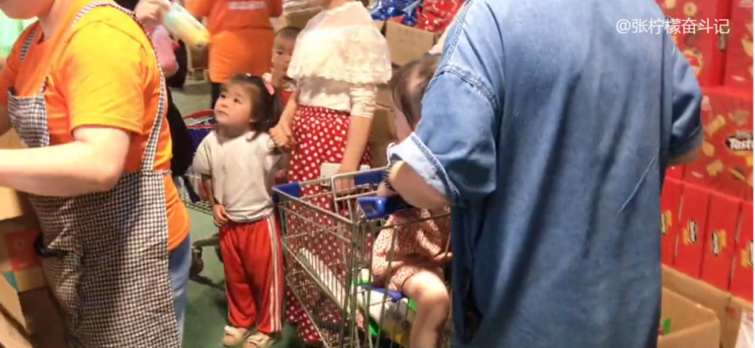 一天只卖两小时，年收入超1500万！“白菜价”的临期食品太赚钱了！