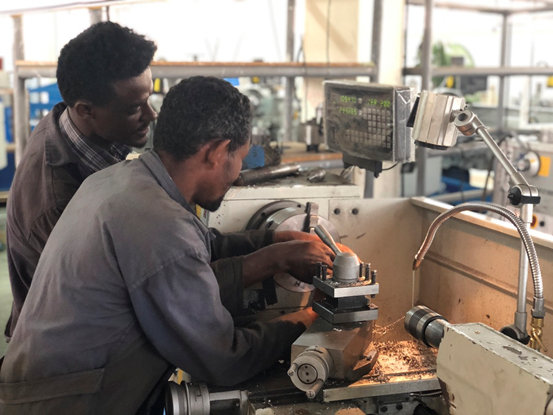 黄正骊：工业园能否帮助埃塞俄比亚实现工业化和城市化？