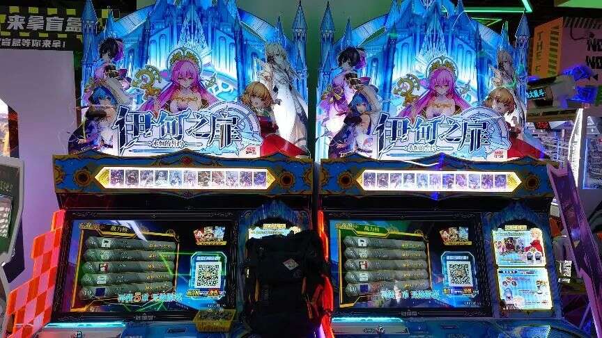 曾被字节代理，公测光速去世，这款二次元游戏在街机上神奇重生了