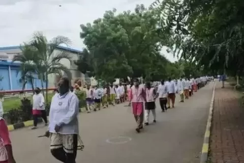 印度疫情几近失控 中国手机厂产能“对折”