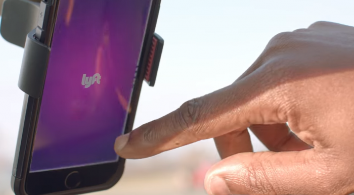 短短三个月内Lyft的营收增长了近50%