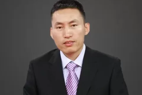 全方位竞争压力下，厂商如何完成进化？专访冰川网络董事长