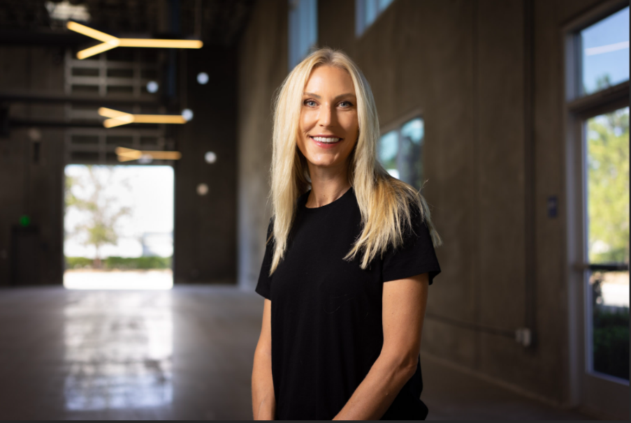 私域神器资讯晨报：《广告平台综合表现报告》第十四版最速解读；恺英转型两年增长超2倍，到底做了什么？TikTok直播电商的377天：复刻抖音，印尼逆袭；前索尼高管加盟Imagendary Studios，打造全球IP工作室天花板。