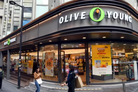 彩妆新赛道？Olive Young向中东引入美妆品牌