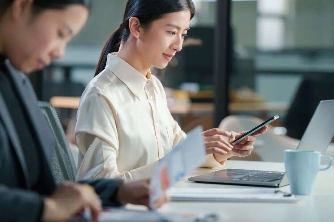 飞书二度出海“谋生”