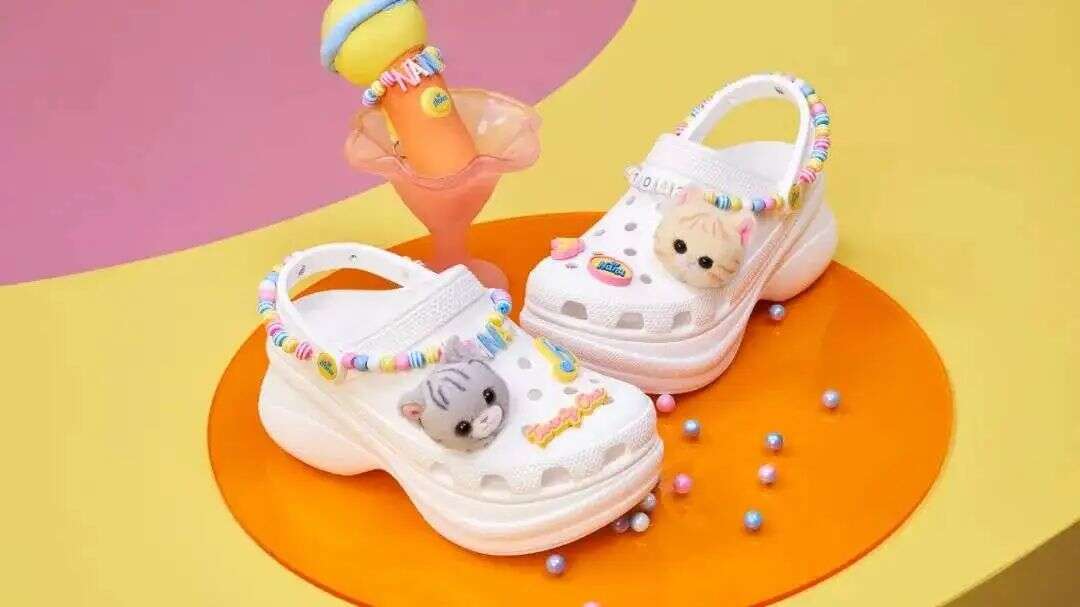 1年卖出1亿双，洞洞鞋品牌Crocs强势回归