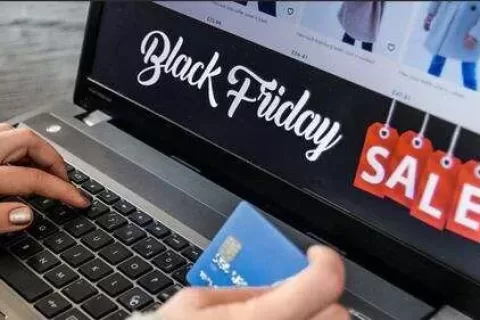 调查显示美国“黑五”网购人数或首次超过到店购物