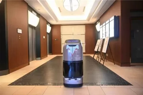 中国机器人，服务全世界