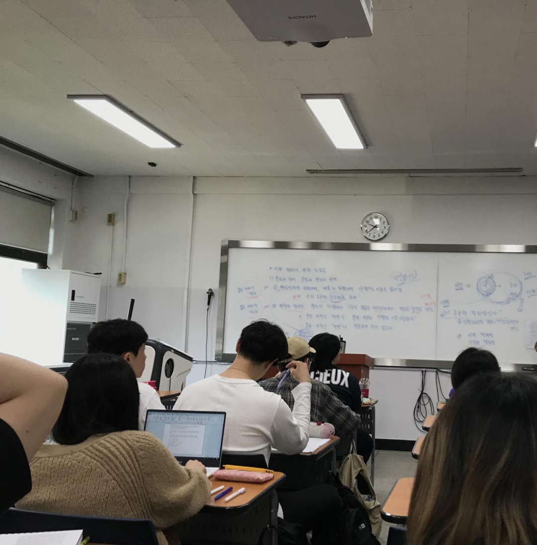 那年今日，出海人的高考、求学和人生选择