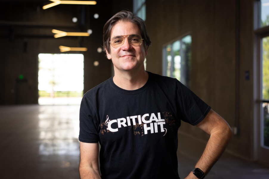 私域神器资讯晨报：《广告平台综合表现报告》第十四版最速解读；恺英转型两年增长超2倍，到底做了什么？TikTok直播电商的377天：复刻抖音，印尼逆袭；前索尼高管加盟Imagendary Studios，打造全球IP工作室天花板。