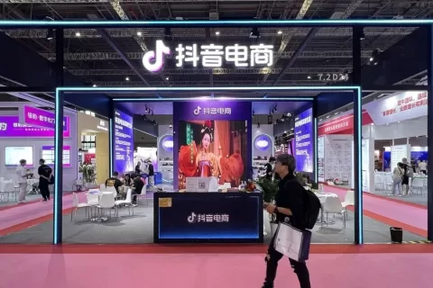 55157c7a026272dbe6d559986067c072.jpg