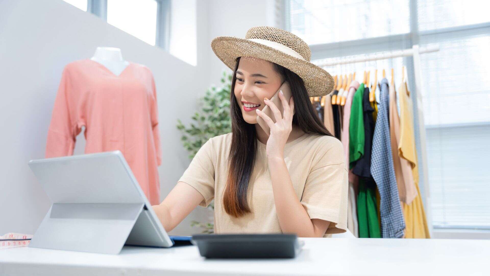 携手官方代理商，了解如何利用 Facebook 线索广告发掘新客户， 打造可持续发展业务