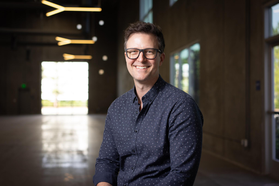 私域神器资讯晨报：《广告平台综合表现报告》第十四版最速解读；恺英转型两年增长超2倍，到底做了什么？TikTok直播电商的377天：复刻抖音，印尼逆袭；前索尼高管加盟Imagendary Studios，打造全球IP工作室天花板。