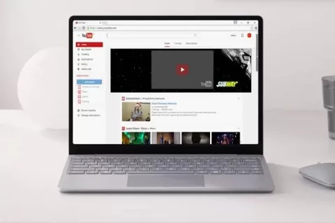 YouTube已经成为媒体巨头，其收入可能很快与Netflix持平