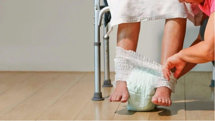 100万老人使用VR健身，“银发经济”滋生哪些新产品？