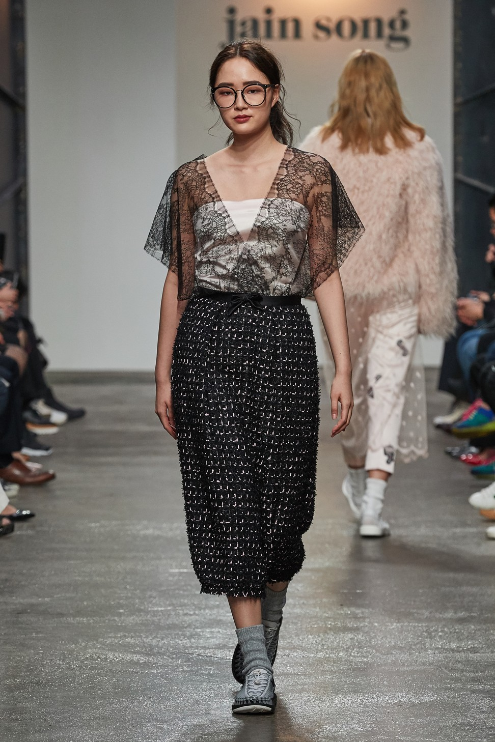 年收3亿美金，复购率91%！又一“丑鞋”品牌占领鞋类市场？