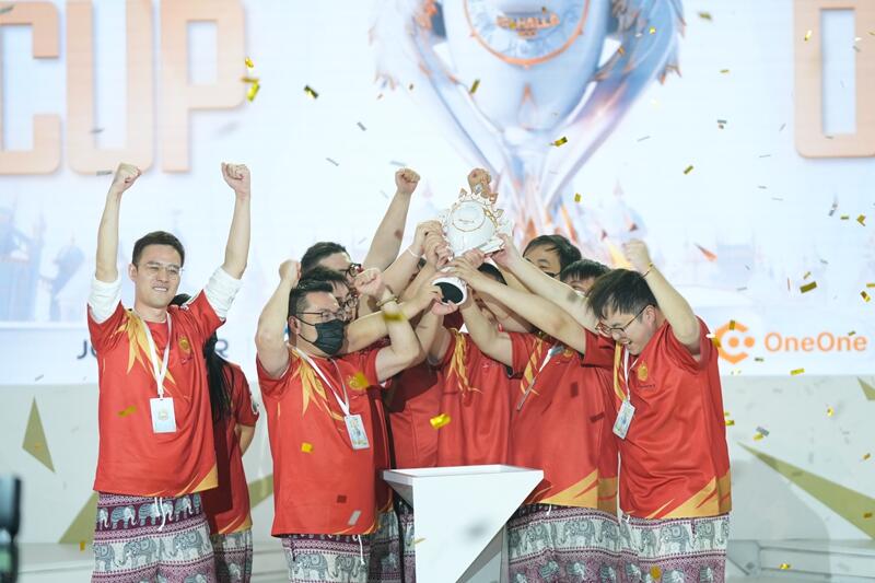 他们让MMO世界赛走出国门，他们又将世界冠军带回中国！