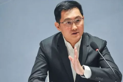 游戏收入429亿，股价回涨48%，腾讯：版号问题总会解决的