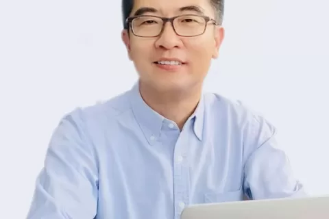 PAGC·出海十问 | 专访中科深智CEO成维忠：撞上生成式AI风口 千亿市场数字人如何加持电商、元宇宙