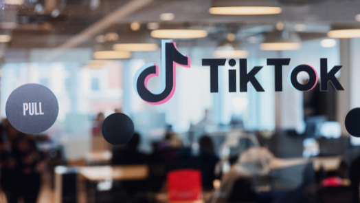 TikTok接连登顶全球下载量榜单，在海外续写电商神话