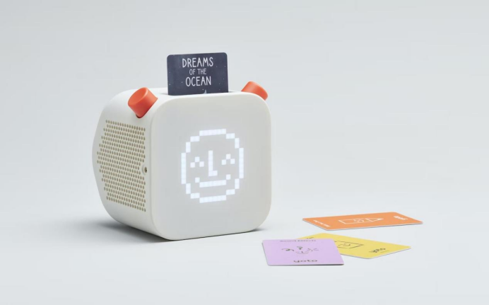 销售额破亿，YOTO儿童智能音箱靠着“故事卡片”圈粉无数！