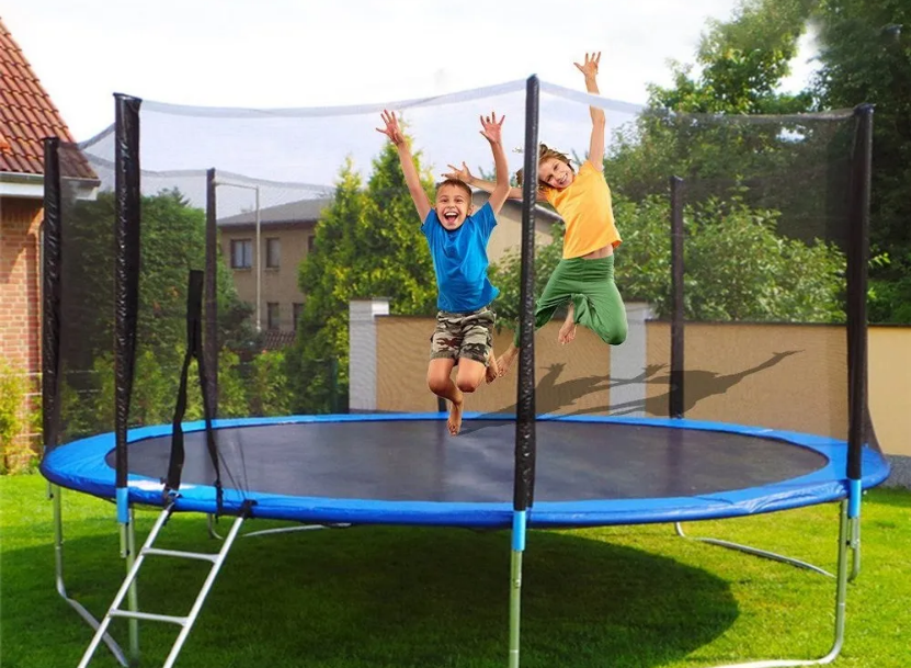 “跨境蹦床第一股”诞生！全民健身潮，藏着什么淘金秘笈？