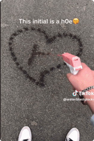 TikTok单视频千万播放，小卖仅两天带爆一款产品！