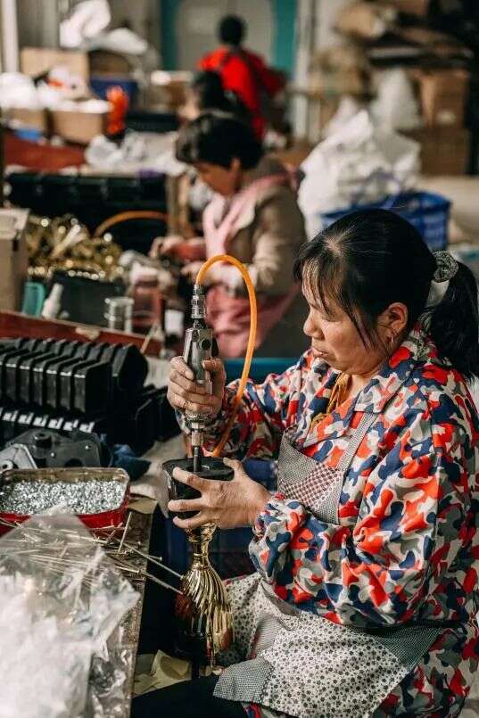 B面“世界杯”：备货中的义乌工厂、卖家和品牌