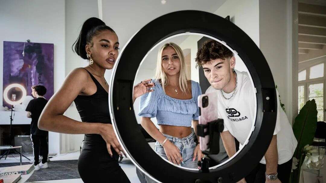 TikTok的加班文化，貌似在美国赢了