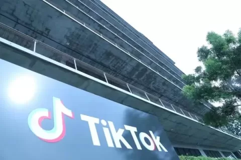 一周要闻NO.95丨TikTok回应美出售法案；4月国产游戏版号下发；“AIGC第一股”出门问问上市