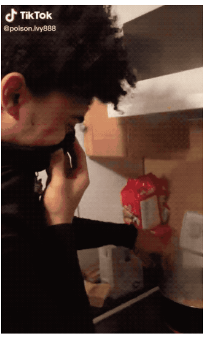 TikTok播放量达130亿！“嘴上的经济”在如何催生机会？