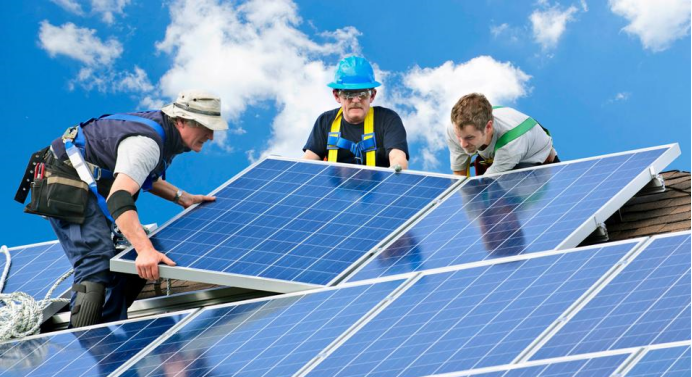 2348.6亿美元太阳能市场，海外销量连年翻倍！