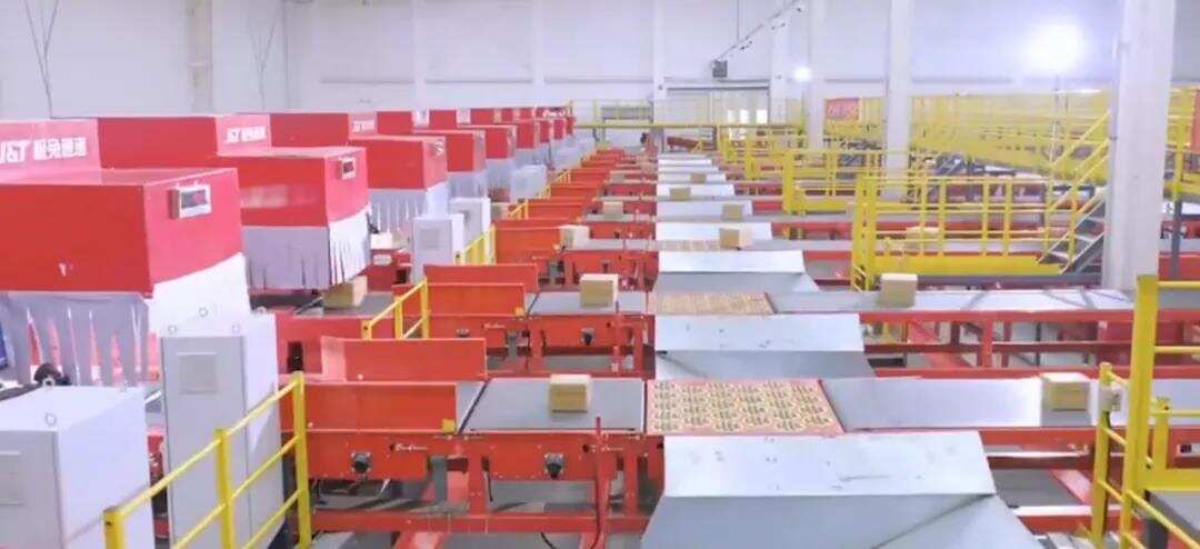 围剿战下绝地求生，14亿融资只是开始！极兔的野心越想越怕！