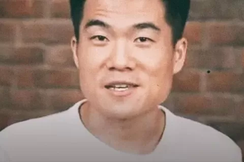 董宇辉逼近小杨哥，但东方甄选跟得上吗？