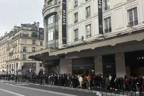Shein法国首店探访：一边买，一边骂