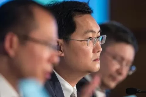 米哈游接不了腾讯的班