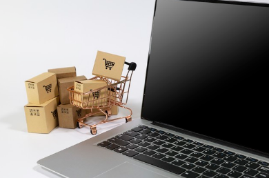 出海无内斗：从“单打”到“抱团”