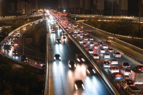 千问上线AI打车，生活入口开始被重写